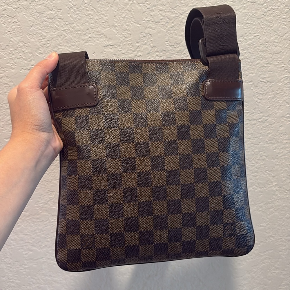 Louis Vuitton Melville LV Crossbody Brown Damier Bag - Picture 12 of 15